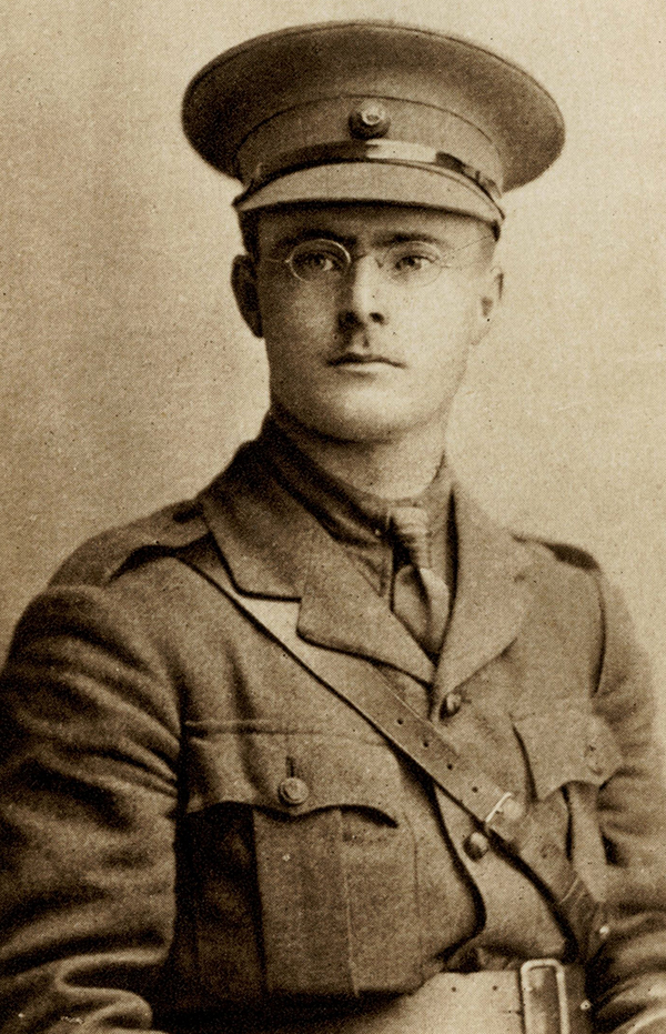 Second Lieutenant Fritz Portmore CRAWHALL (Did not matriculate) - Photo: courtesy of The Warden and Scholars of Winchester College Second Lieutenant Fritz Portmore CRAWHALL (Did not matriculate) - Photo: courtesy of The Warden and Scholars of Winchester College