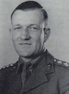 Captain Thomas William Bevis COULSON (1930) - Photo: from http://www.inmemories.com/Cemeteries/oostende.htm Captain Thomas William Bevis COULSON (1930) - Photo: from http://www.inmemories.com/Cemeteries/oostende.htm