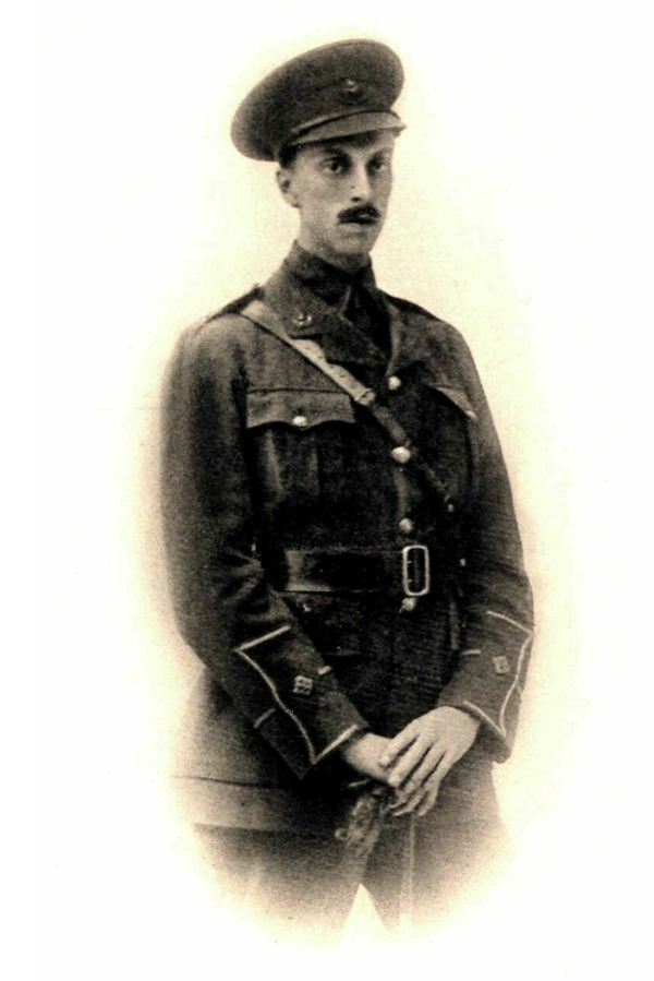 Second Lieutenant Launcelot Lindsay Brook DUNLOP (1914) - Photo: courtesy Rugby School Second Lieutenant Launcelot Lindsay Brook DUNLOP (1914) - Photo: courtesy Rugby School
