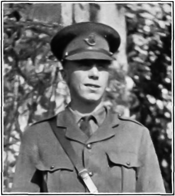 Second Lieutenant Lionel Shaw LEE (1910) - Photo: courtesy Wellington College Second Lieutenant Lionel Shaw LEE (1910) - Photo: courtesy Wellington College